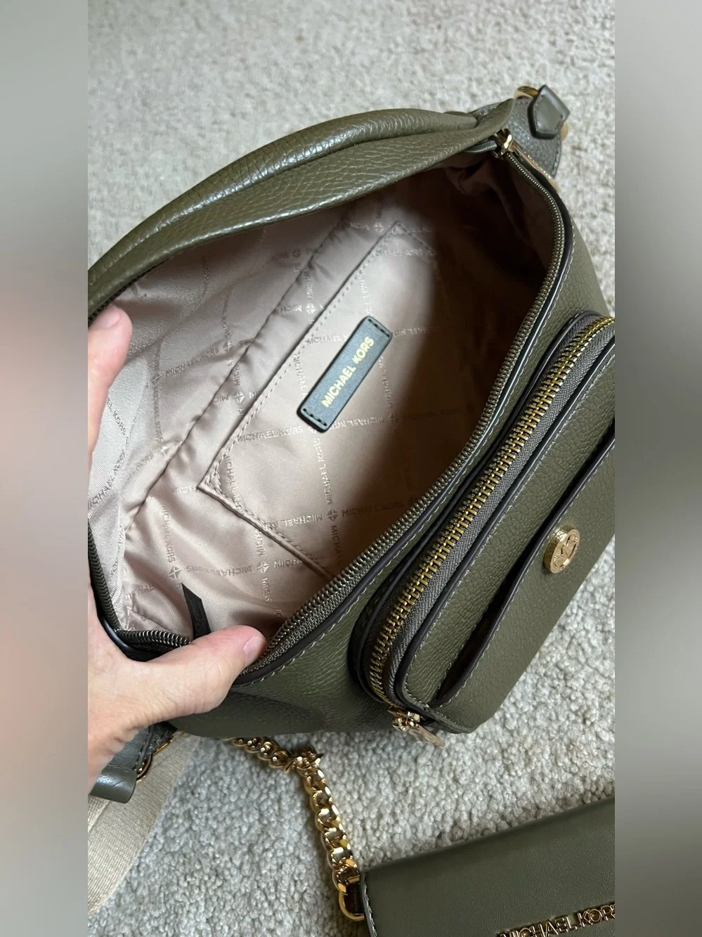 Michael Kors compact michael